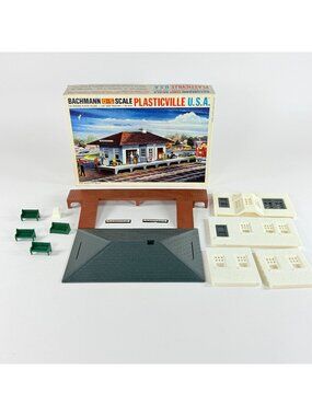 Bachmann O-S Scale Plasticville U.S.A. Train Station Model Kit